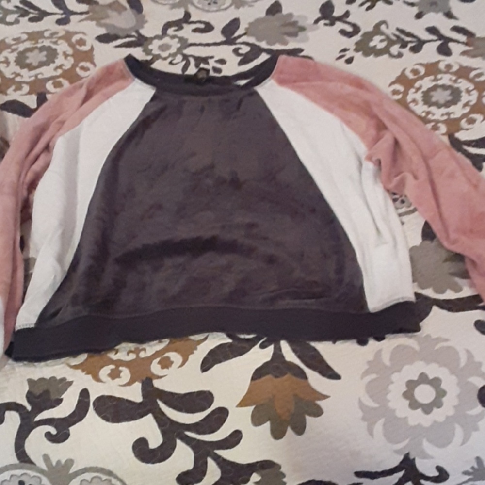 Valour sweatshirt